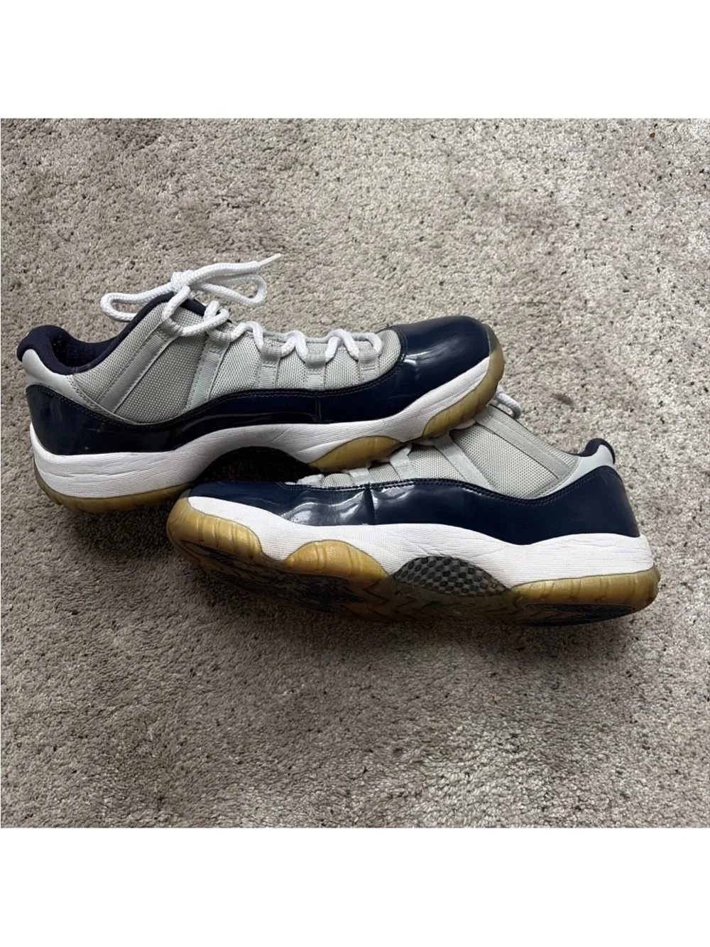 Air jordan 11 Georgetown low top shoes men’s size 12